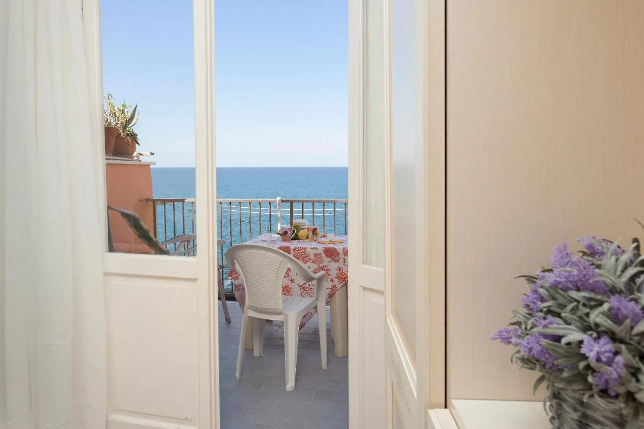 La Marina Apartment Riomaggiore