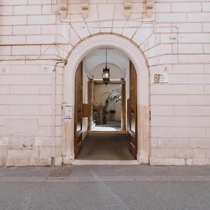 https://navona-nest.it-romehotels.com